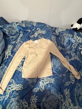 Ribbed Beige Zip-Front Women's Jacket